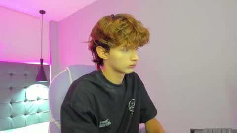 Snapshot of nicolasferrer18 chatting on 11.03.25 nicolasferrer18 online show from 11.03.25