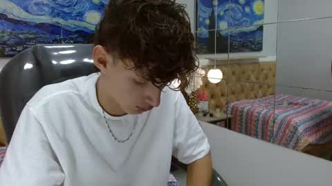 Snapshot of nicolasferrer18 chatting on 11.27.25 nicolasferrer18 online show from 11.27.25