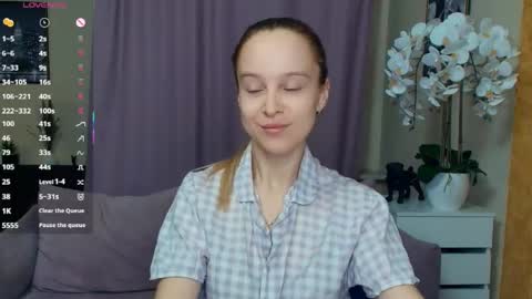 Nicoletta online show from 04.20.26