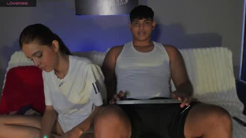 Snapshot of nicole_and_thiago1 chatting on 05.04.26 nicole_and_thiago1 online show from 05.04.26