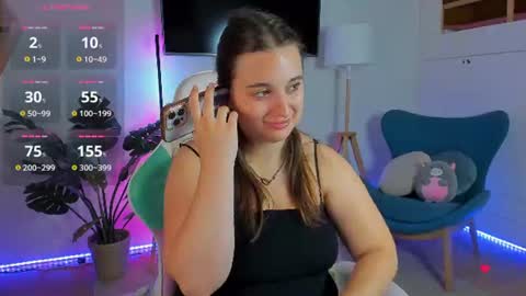 Nicole De Lux online show from 08.01.26