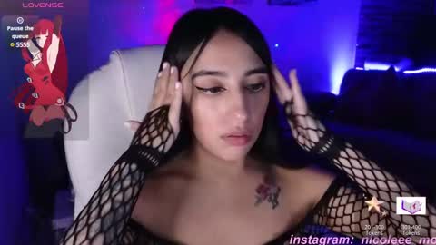 Snapshot of nicole_edwards chatting on 01.06.25 Nicole online show from 01.06.25