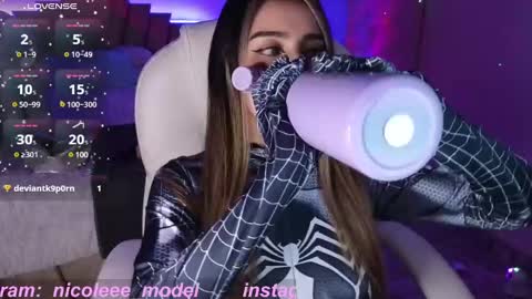 Snapshot of nicole_edwards chatting on 03.10.25 Nicole online show from 03.10.25