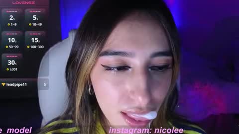 Snapshot of nicole_edwards chatting on 09.10.25 Nicole online show from 09.10.25