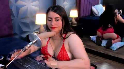 Nicole online show from 04.07.26