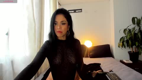 Nicole online show from 01.14.25