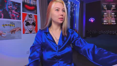 Nicole online show from 01.06.25