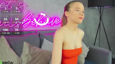 Nicole  My schedule for the week 2 GMT  9am-15pm  Mo Tu Th Fr online show from 03.13.26