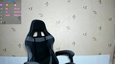 Snapshot of nicoledaviss_ chatting on 06.27.26 NicoleDavis online show from 06.27.26