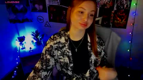 Nicole online show from 09.29.25