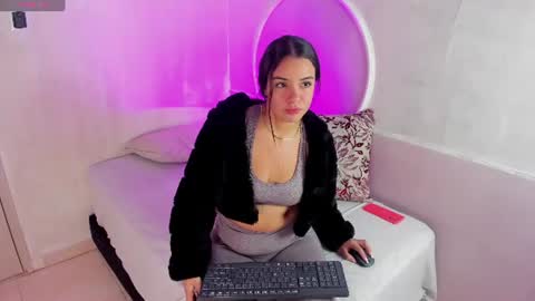Nicole online show from 06.27.26