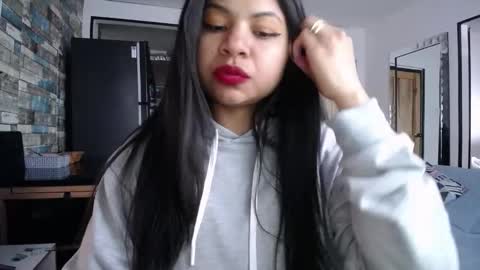 Nicole online show from 10.12.25