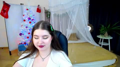 nicolefoxery online show from 12.14.24
