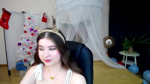 nicolefoxery online show from 12.23.24