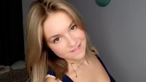 Nicole online show from 12.03.25