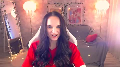 Snapshot of nicolemerz chatting on 06.09.26 Nicole online show from 06.09.26