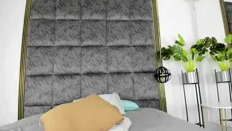 Nicole online show from 01.11.25