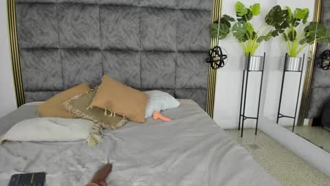 Nicole online show from 01.26.25