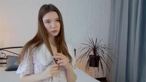 Nicol online show from 11.25.25