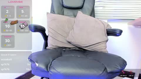 nicolle_smithh_ online show from 05.07.26