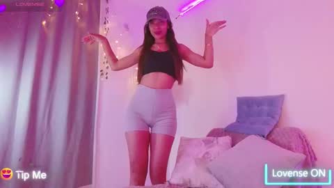 Snapshot of nicolle_swt chatting on 02.04.26 Nicolle online show from 02.04.26