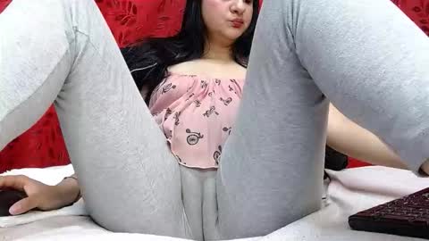 NICOLLE online show from 02.20.26