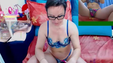 Nicolle online show from 05.06.26