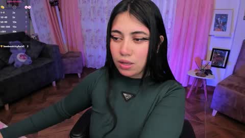      900   300   online show from 11.04.25