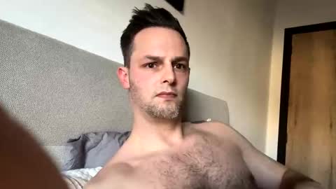 nigel49 online show from 12.02.25