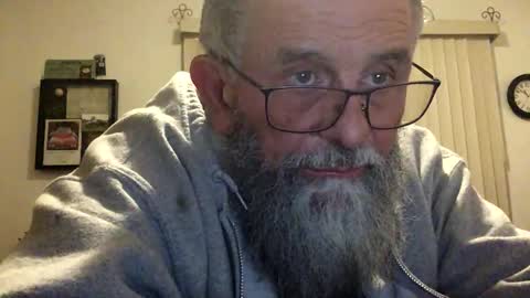 nightmoves1970 online show from 11.04.25