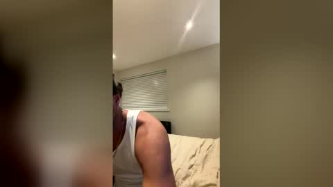 Snapshot of nightvyre chatting on 02.15.26 nightvyre online show from 02.15.26