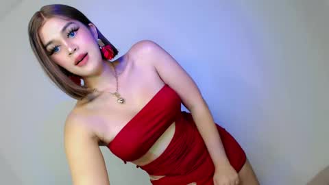 Snapshot of nightwalker28 chatting on 03.12.25 Katie online show from 03.12.25