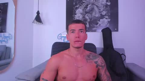 Niick online show from 01.23.25