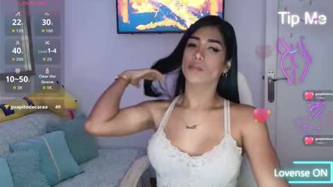 Nicolle Bustamante online show from 05.06.26