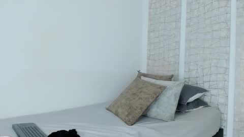 Niicole online show from 11.19.25