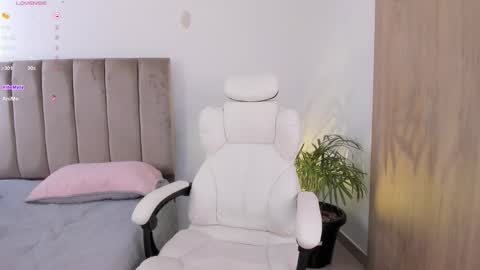 Snapshot of niicoleta2 chatting on 02.07.26 Niicoleta online show from 02.07.26