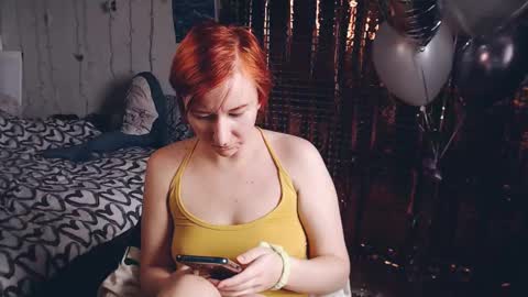 Snapshot of nika_fuchs chatting on 02.17.25 Nika online show from 02.17.25