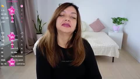 Nika light online show from 10.14.25