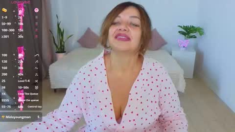 Nika light online show from 10.20.25