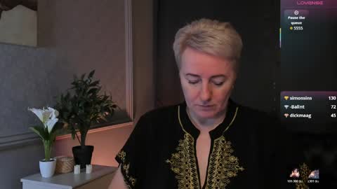 Nika online show from 04.11.26