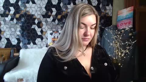 Snapshot of nikaskylink chatting on 02.26.26 Nika online show from 02.26.26