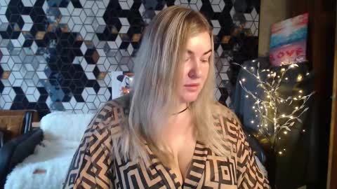 Snapshot of nikaskylink chatting on 03.03.26 Nika online show from 03.03.26