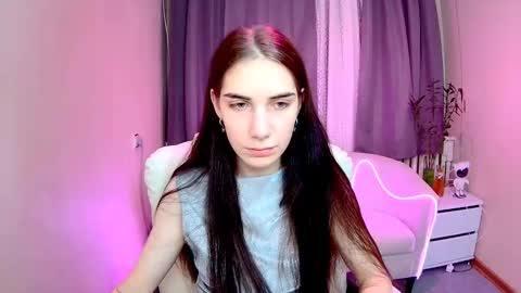 nikastarkk online show from 11.19.25