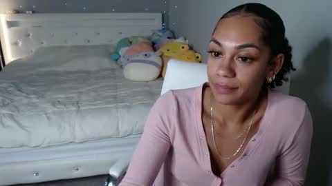 Snapshot of nikayasworld chatting on 09.21.25 nikayasworld online show from 09.21.25