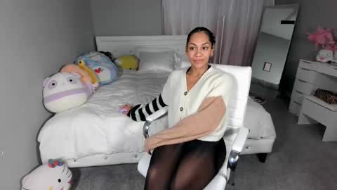 nikayasworld online show from 11.28.25