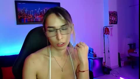  Natalia online show from 10.15.25