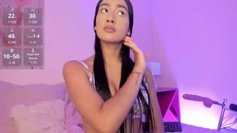    online show from 11.11.25