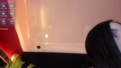 Snapshot of nikii_white chatting on 12.07.24 nikii_white online show from 12.07.24