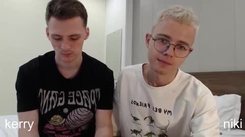 Snapshot of nikikerry_cum_ chatting on 12.04.25 nikikerry_cum_ online show from 12.04.25