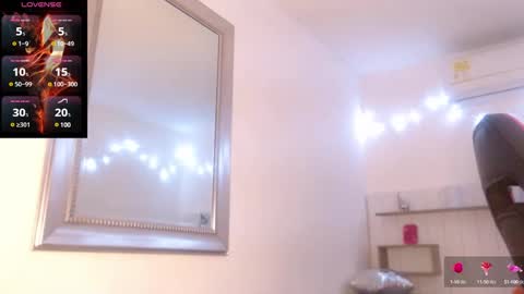 nikitakisskm online show from 12.27.24